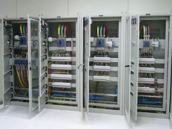 怀仁配电箱配电柜未来发展趋势